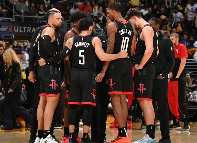 号位游弋 号位游弋