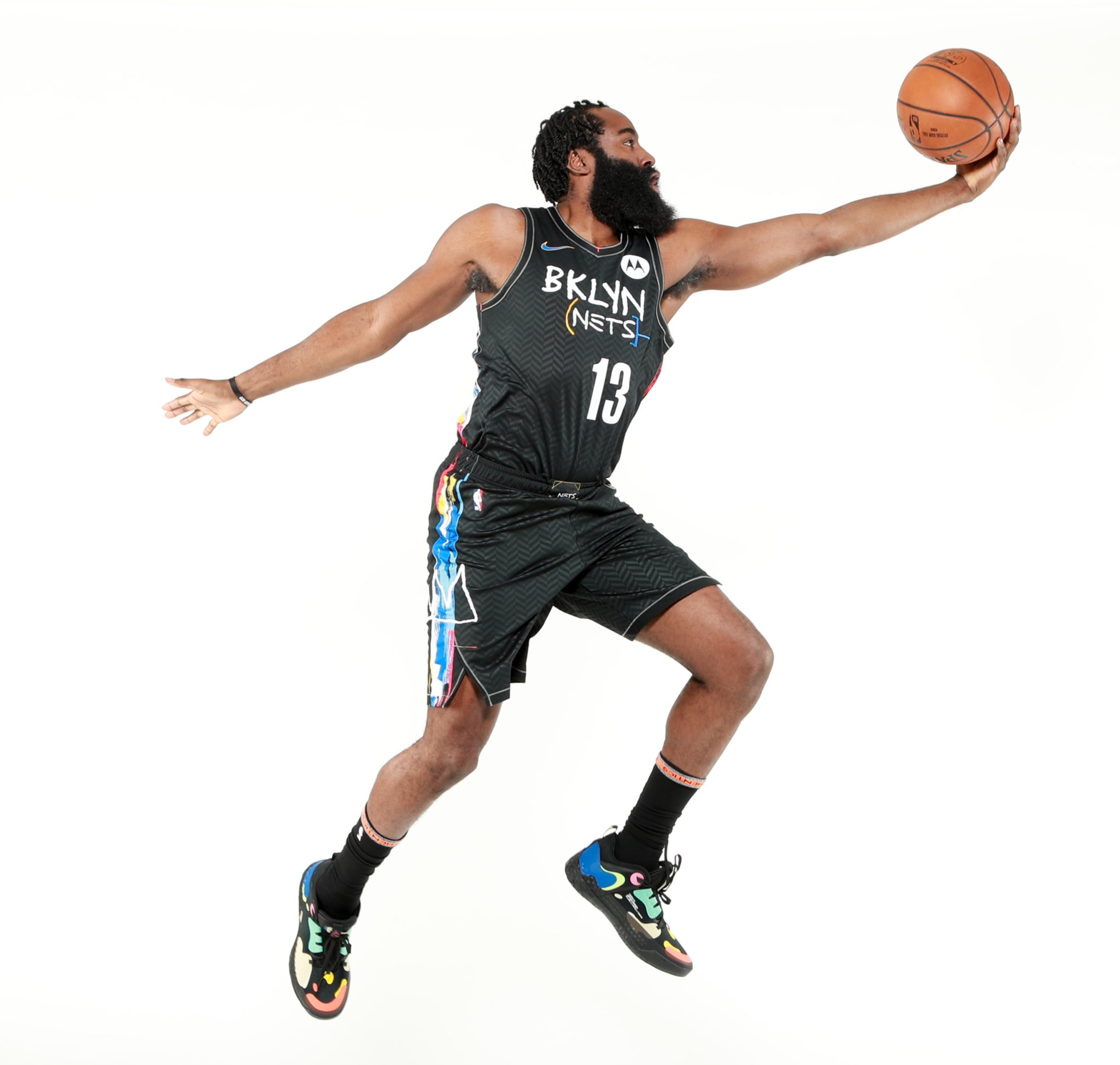 雄鹿强调前 雄鹿强调前